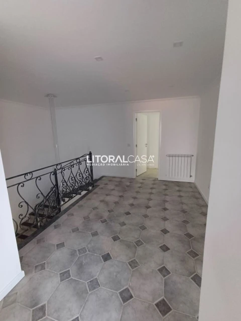 Moradia T4 para Venda em Cacia