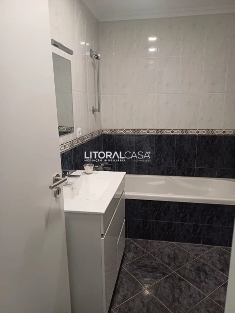 Moradia T4 para Venda em Cacia