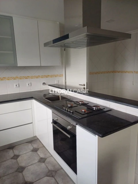 Moradia T4 para Venda em Cacia