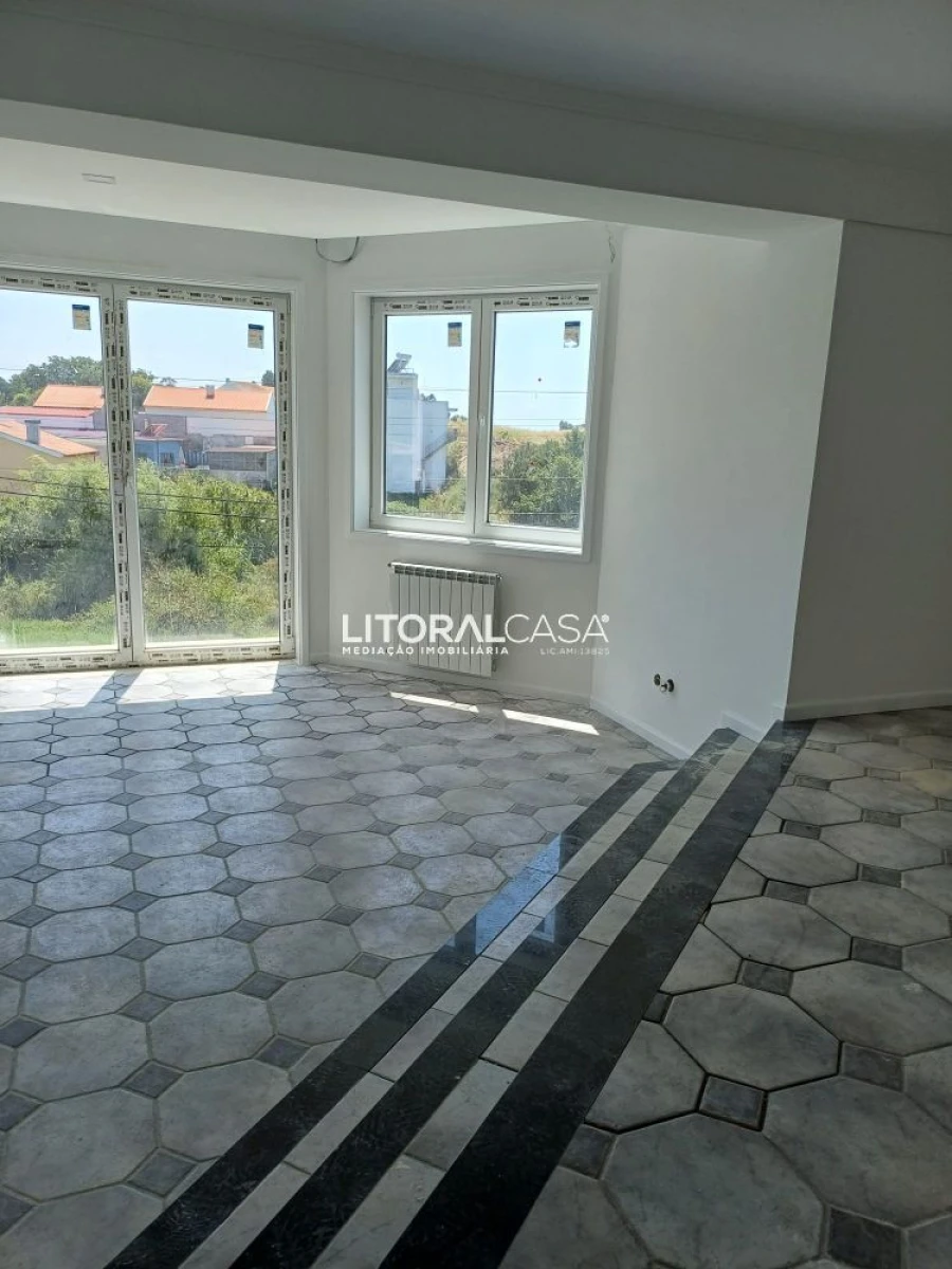 Moradia T4 para Venda em Cacia Foto 6