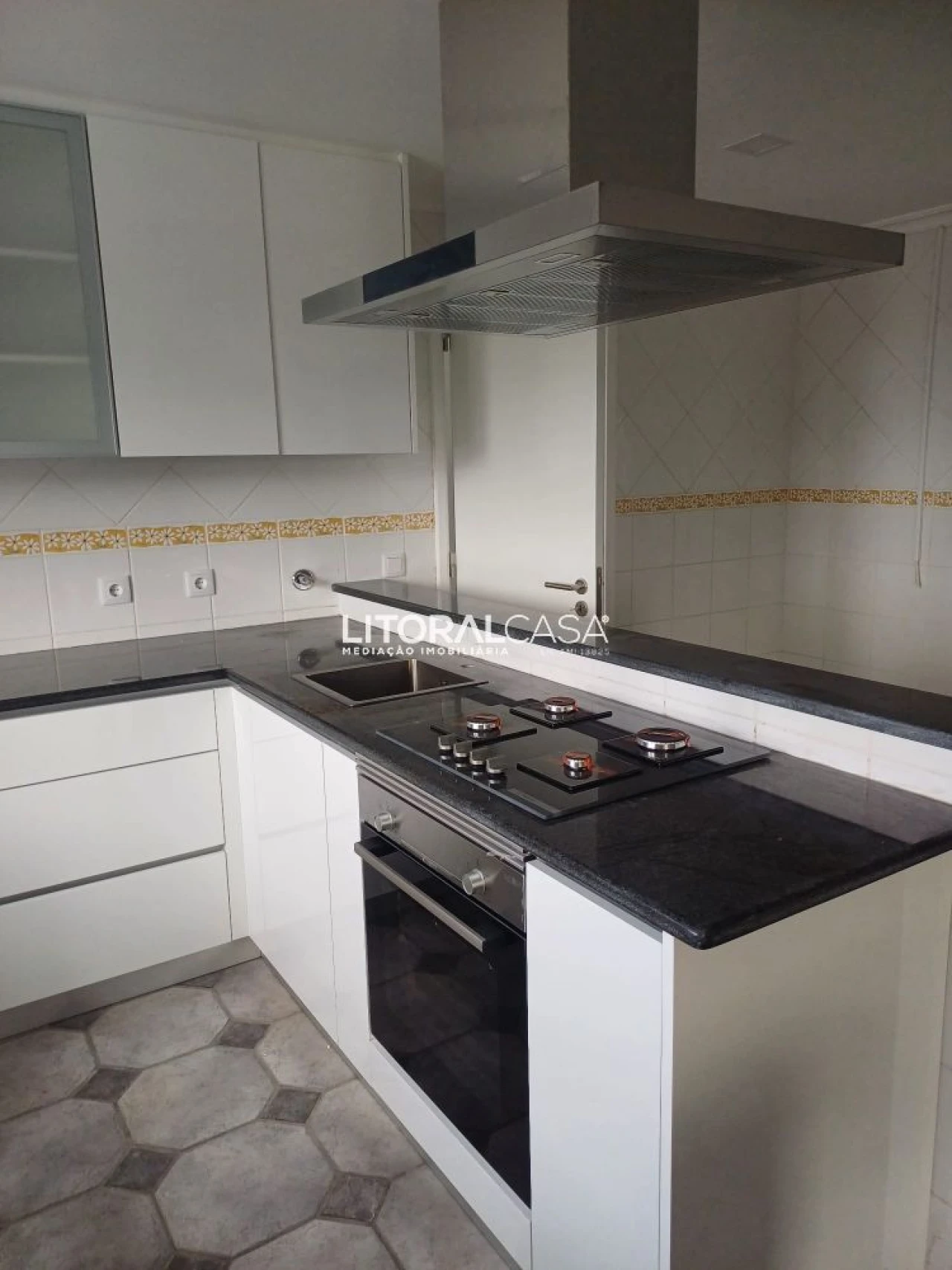 Moradia T4 para Venda em Cacia Foto 33