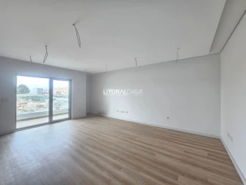 Apartamento T3 para Venda em Glória e Vera Cruz