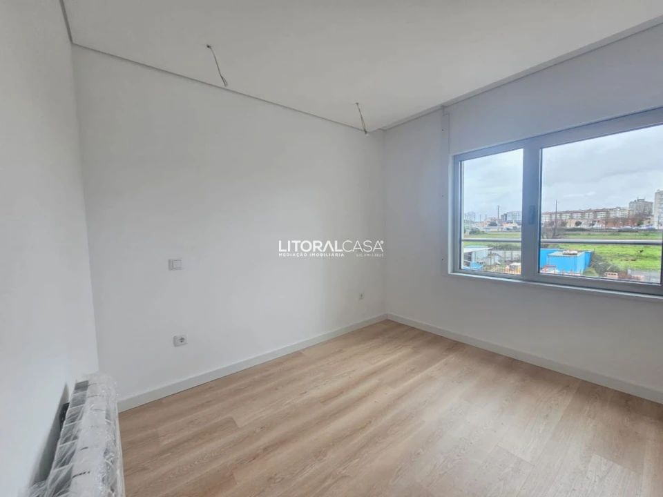 Apartamento T3 para Venda em Glória e Vera Cruz Foto 12