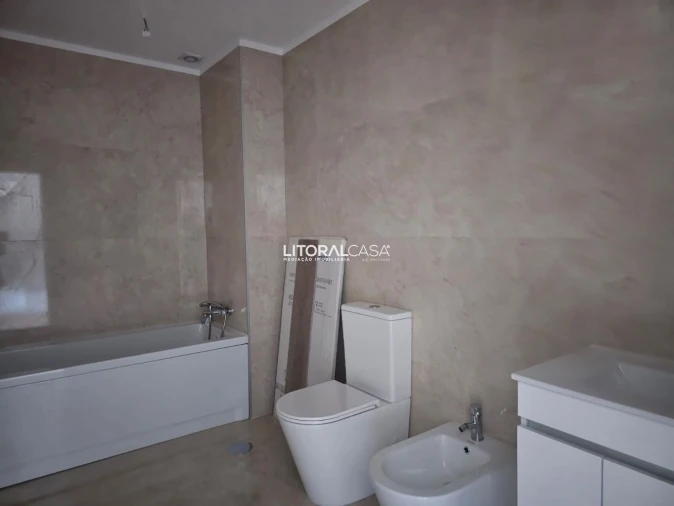 Apartamento T3 para Venda em Glória e Vera Cruz Foto 10
