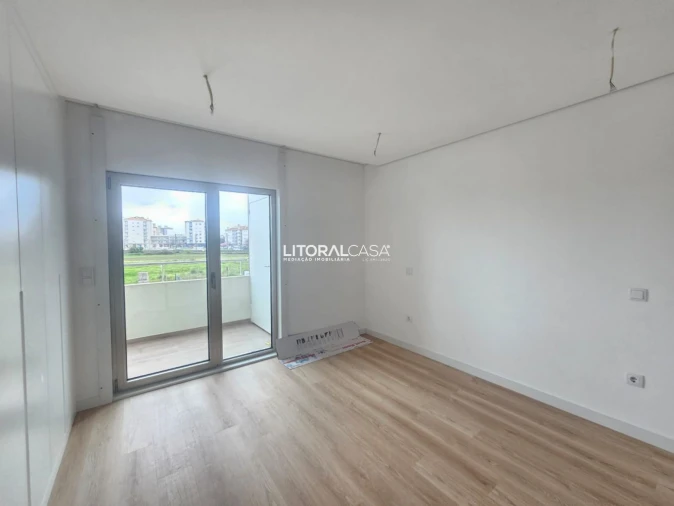 Apartamento T3 para Venda em Glória e Vera Cruz Foto 13