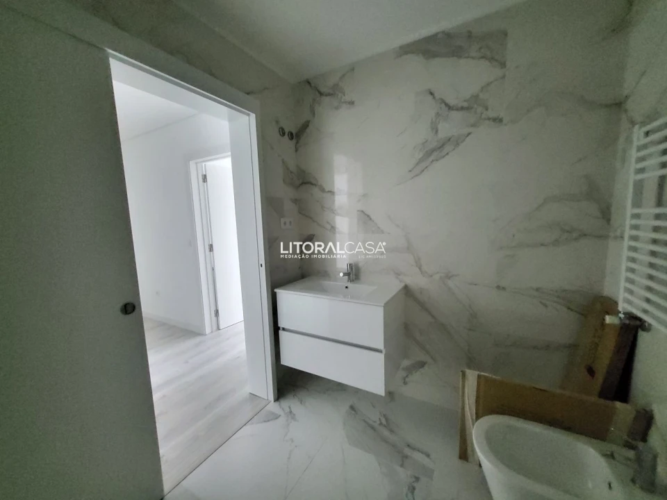 Apartamento T3 para Venda em Glória e Vera Cruz Foto 17
