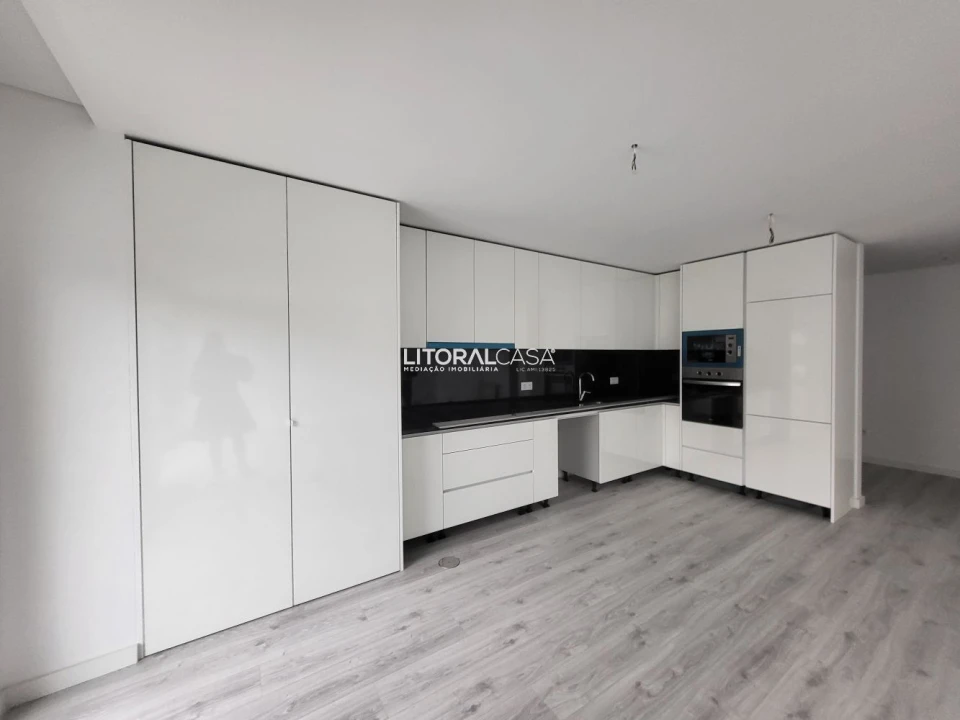 Apartamento T3 para Venda em Glória e Vera Cruz Foto 5
