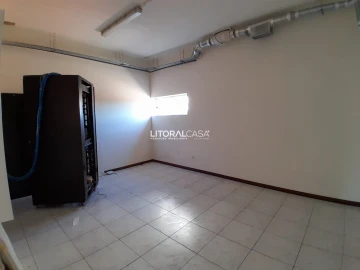 Loja para Venda em Oiã