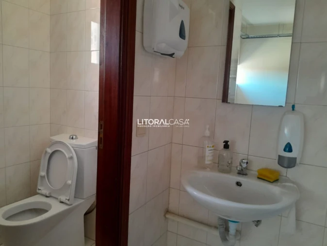 Loja para Venda em Oiã Foto 14