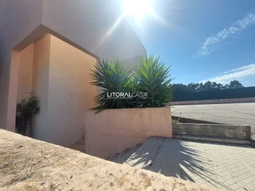 Loja para Venda em Esgueira