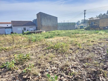 Terreno para Venda em Eixo e Eirol