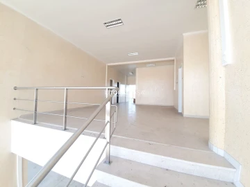 Loja para Arrendamento em Gafanha da Encarnação