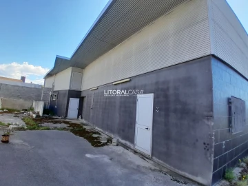 Loja para Venda em Febres