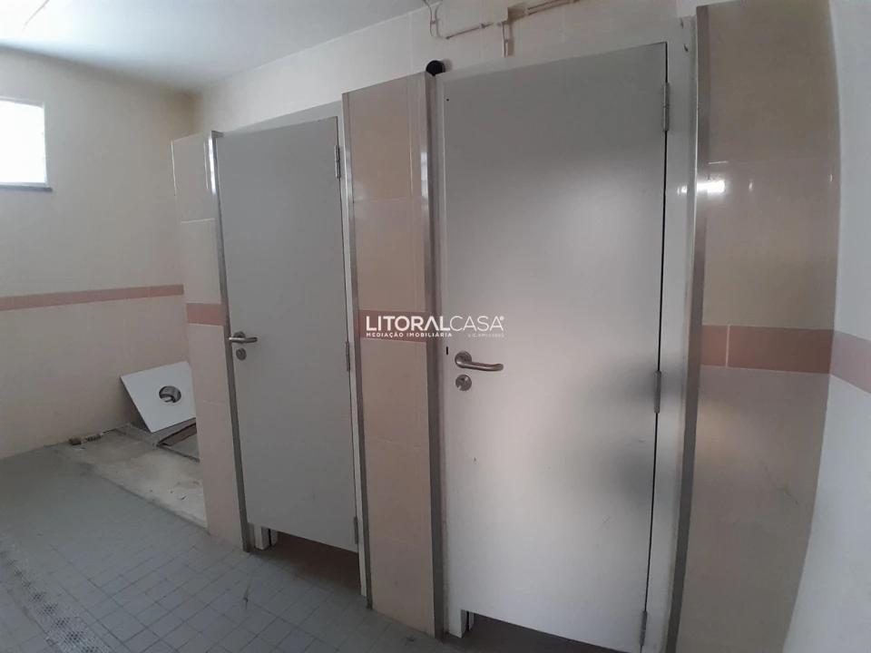 Loja para Venda em Febres Foto 9