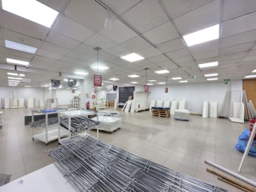 Loja para Arrendamento em Glória e Vera Cruz