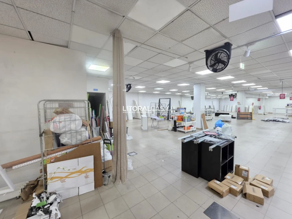 Loja para Arrendamento em Glória e Vera Cruz Foto 21