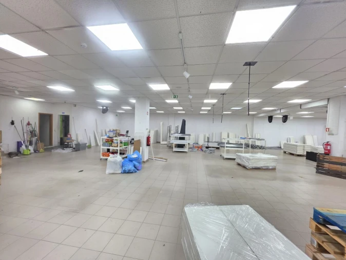 Loja para Arrendamento em Glória e Vera Cruz Foto 31