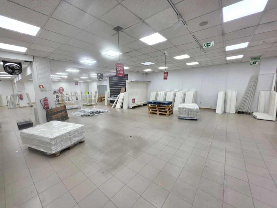 Loja para Arrendamento em Glória e Vera Cruz Foto 25