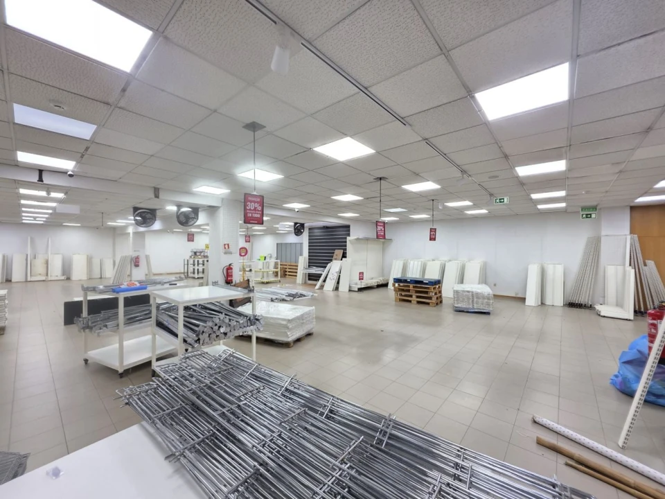 Loja para Arrendamento em Glória e Vera Cruz Foto 27