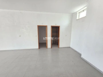 Loja para Venda em Azambuja