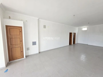 Loja para Venda em Azambuja