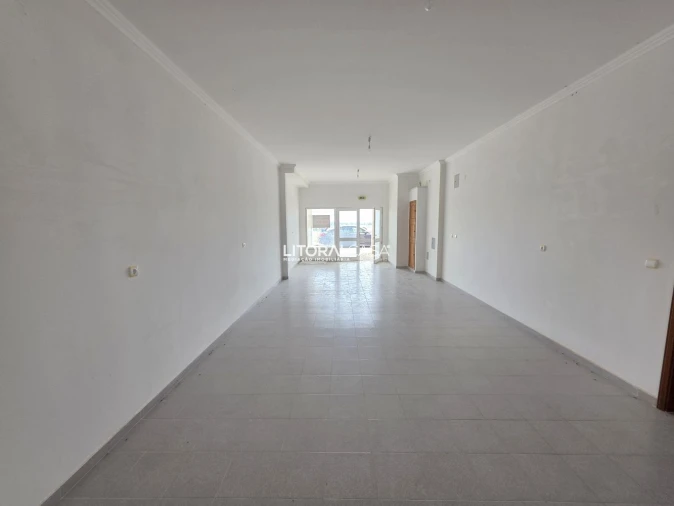 Loja para Venda em Azambuja Foto 13