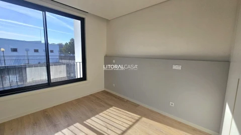 Apartamento T2 para Venda em Esgueira