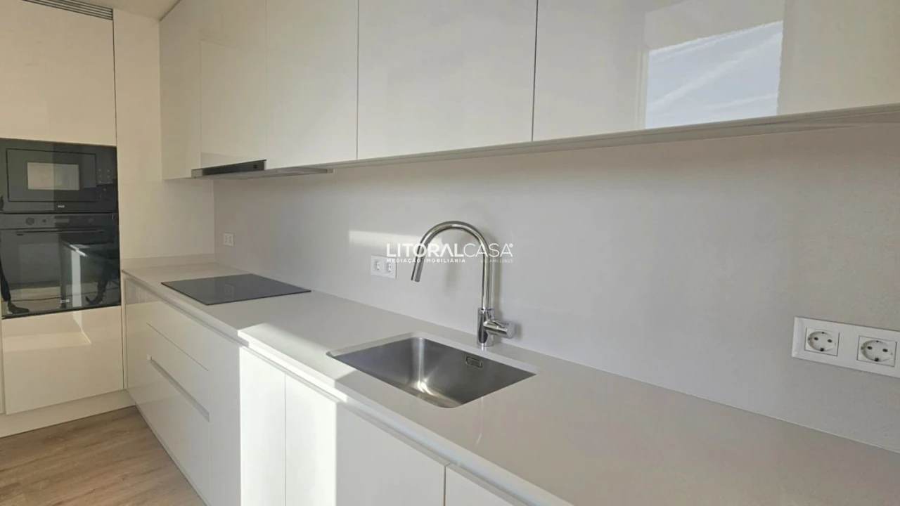 Apartamento T2 para Venda em Esgueira Foto 2