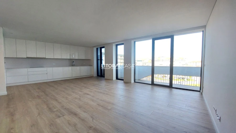 Apartamento T3 para Venda em Esgueira Foto 4