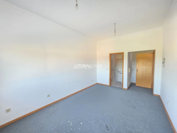 Loja para Venda em Oliveira do Bairro Foto 4