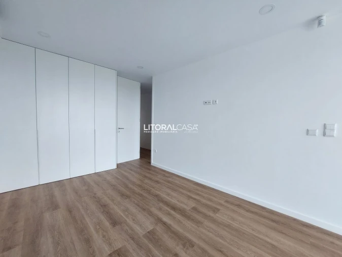 Apartamento T3 para Venda em Gafanha da Encarnação Foto 25