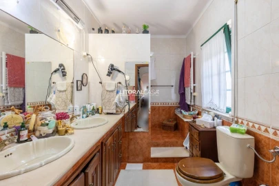 Moradia T3 para Venda em Ponte de Sor, Tramaga e Vale de Açor