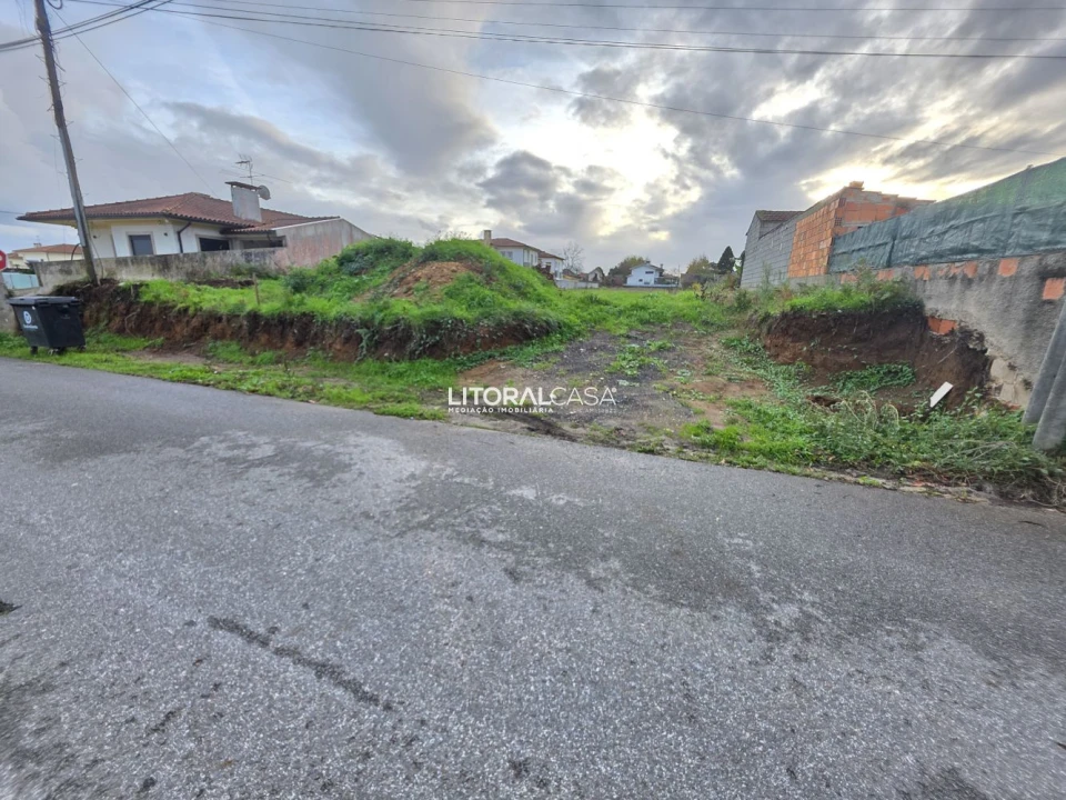 Terreno para Venda em Alquerubim Foto 3