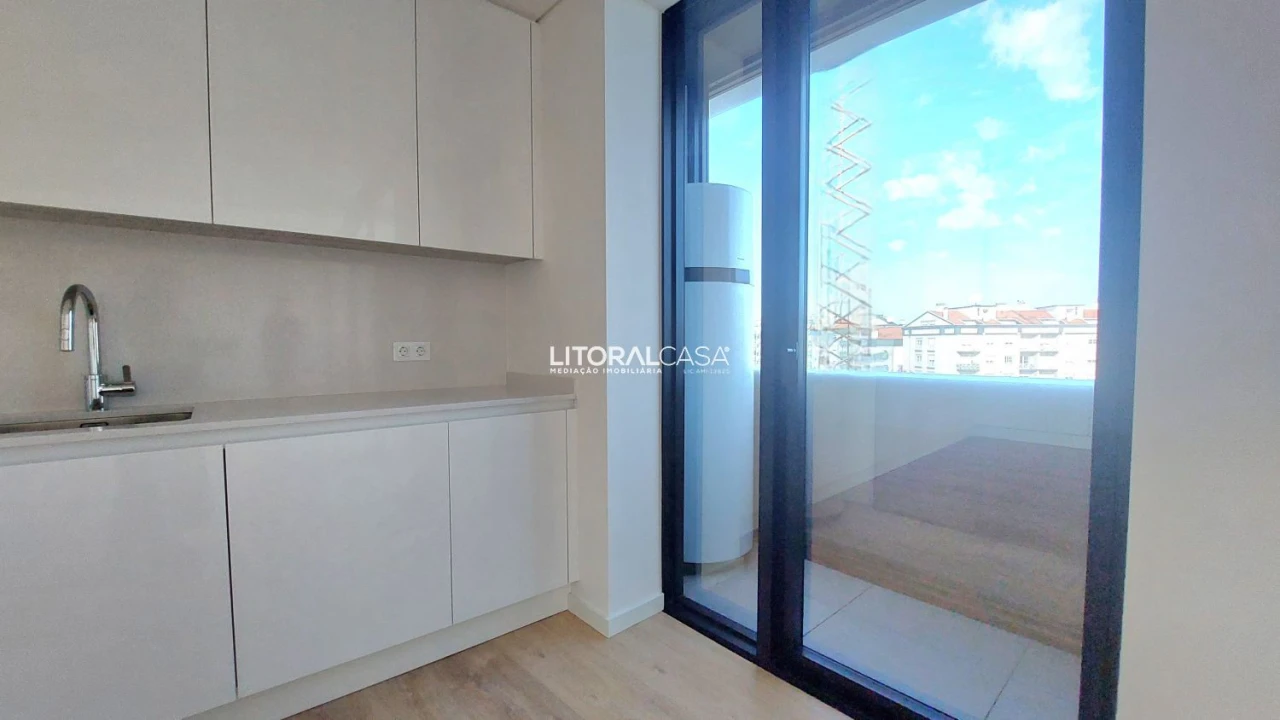 Apartamento T2 para Venda em Esgueira Foto 4