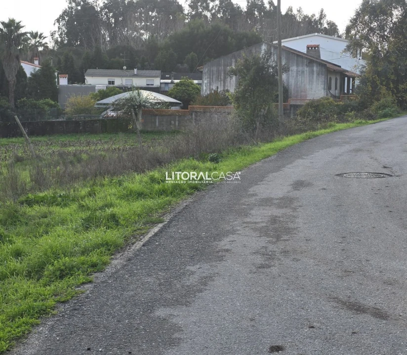 Terreno para Venda em Eixo e Eirol Foto 1