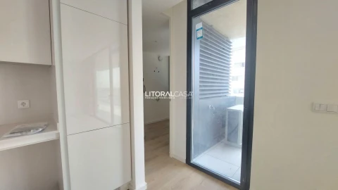 Apartamento T3 para Venda em Glória e Vera Cruz