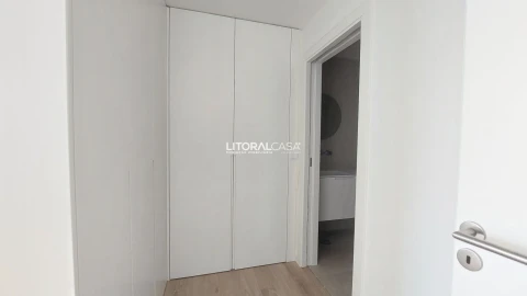 Apartamento T3 para Venda em Glória e Vera Cruz