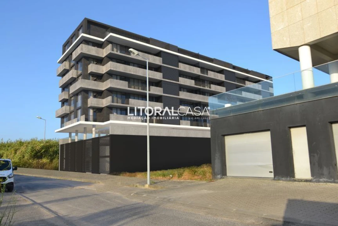 Apartamento T3 para Venda em Glória e Vera Cruz Foto 1