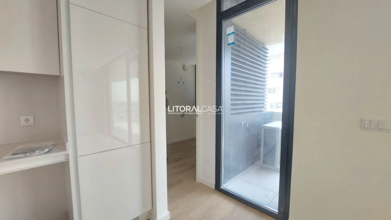 Apartamento T3 para Venda em Glória e Vera Cruz Foto 20