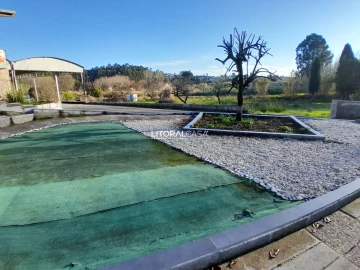 Moradia T5 para Venda em Oiã