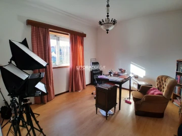 Moradia T5 para Venda em Oiã