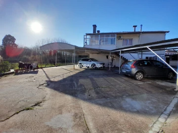 Moradia T5 para Venda em Oiã