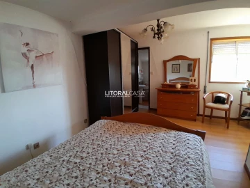 Moradia T5 para Venda em Oiã