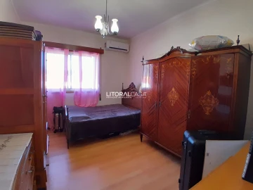 Moradia T5 para Venda em Oiã