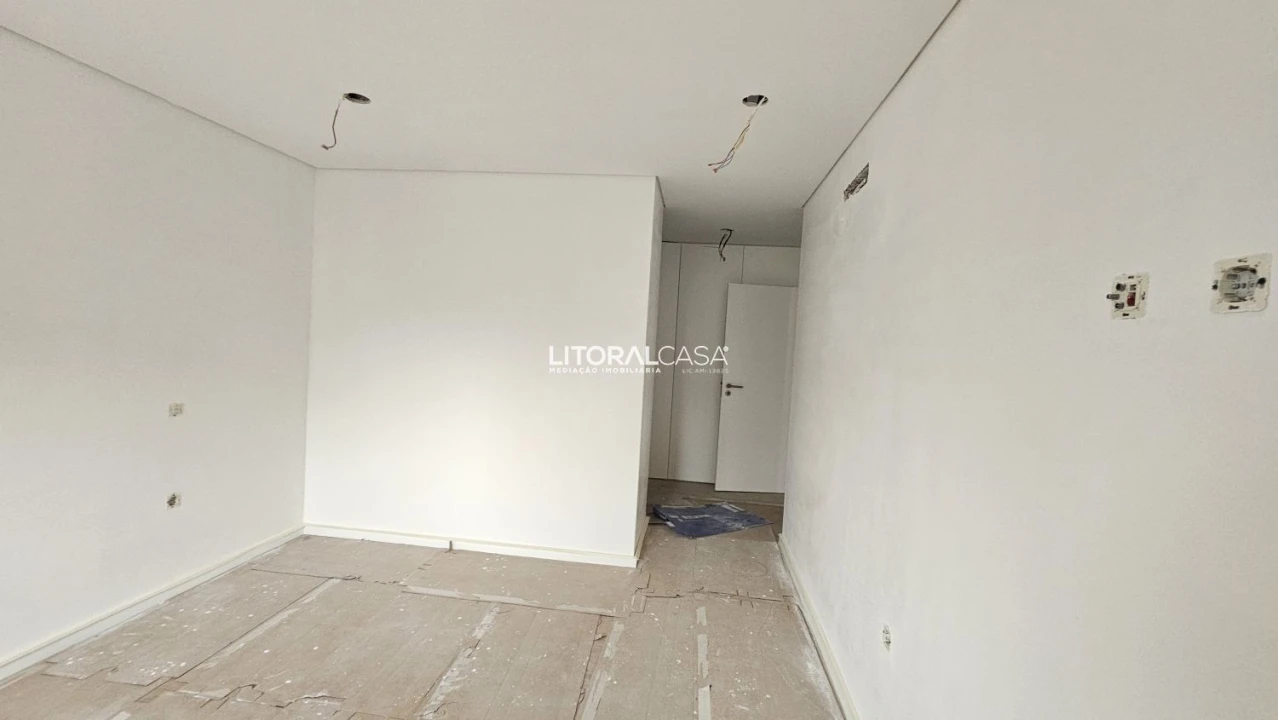 Apartamento T2 para Venda em Esgueira Foto 10