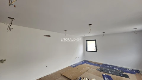 Apartamento T2 para Venda em Esgueira