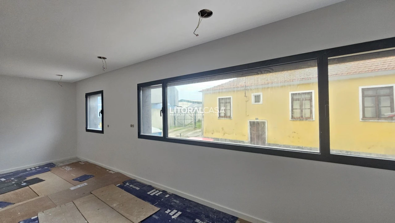 Apartamento T2 para Venda em Esgueira Foto 2