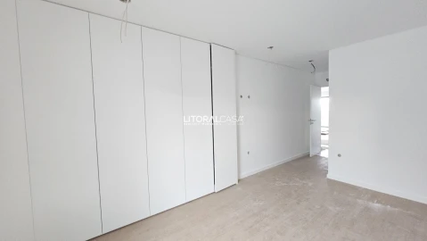 Apartamento T2 para Venda em Esgueira