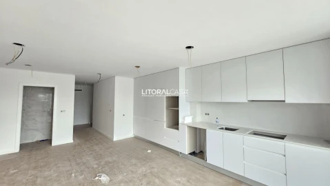 Apartamento T2 para Venda em Esgueira