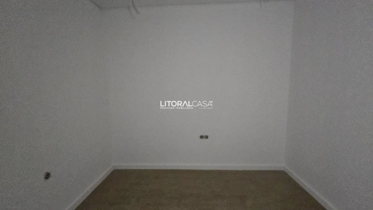 Apartamento T2 para Venda em Esgueira Foto 2
